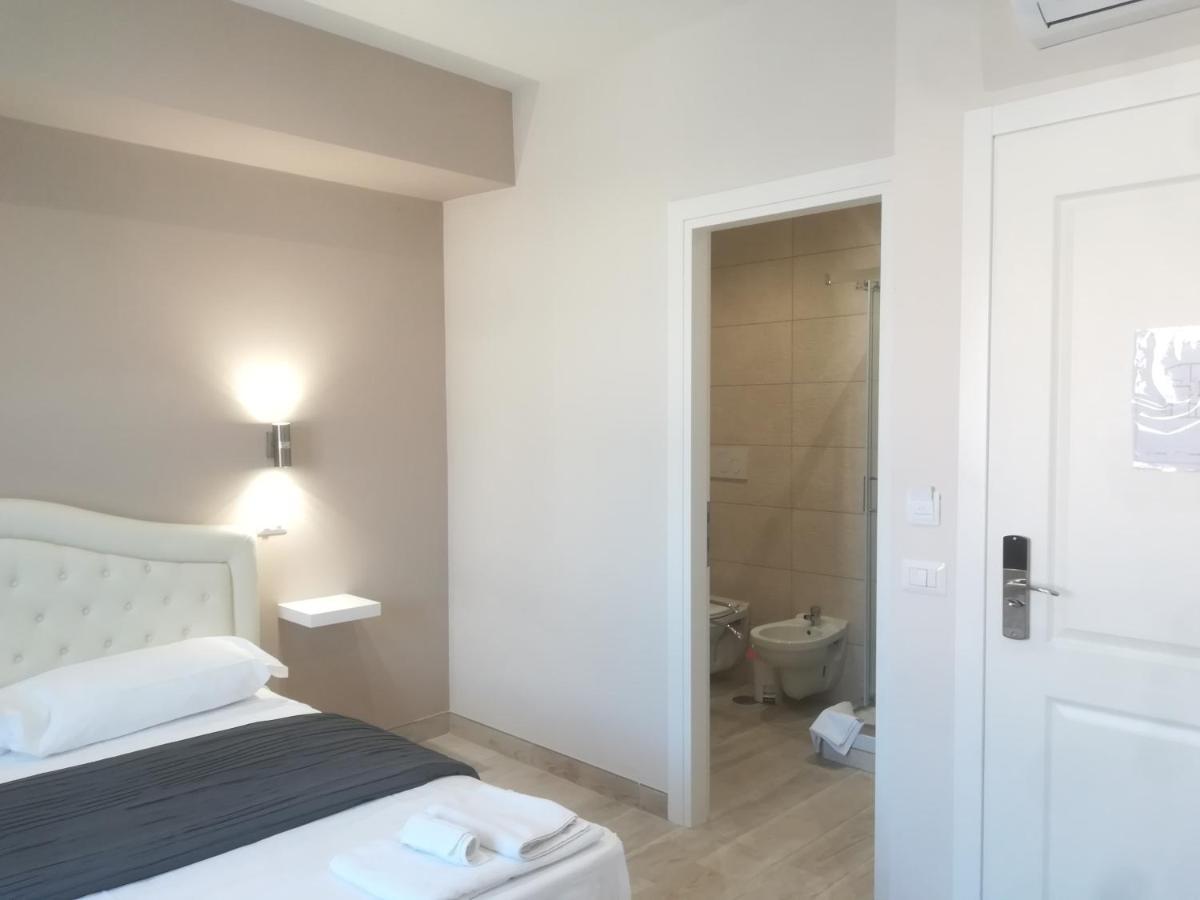 B&B Purple Italy Фиумичино Екстериор снимка