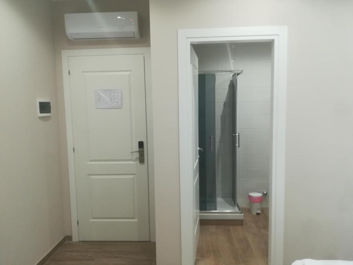B&B Purple Italy Фиумичино Екстериор снимка