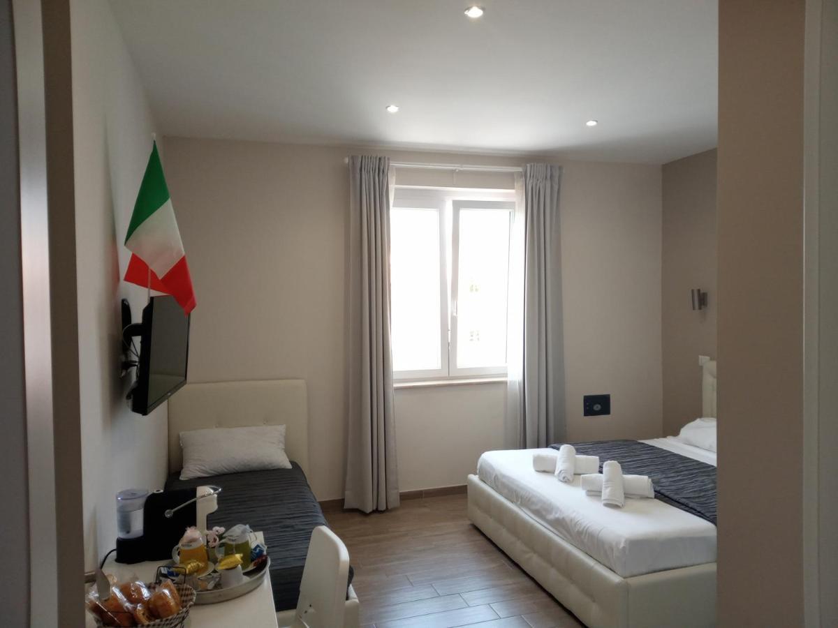 B&B Purple Italy Фиумичино Екстериор снимка